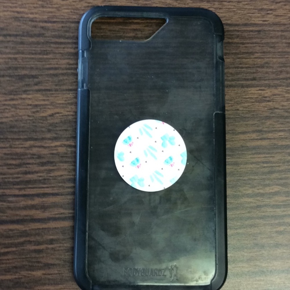 iPhone 7Plus phone case with pop socket